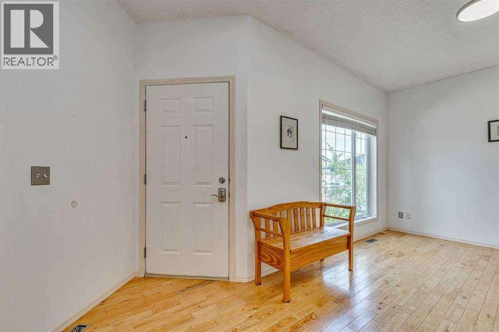 214 Springmere Close