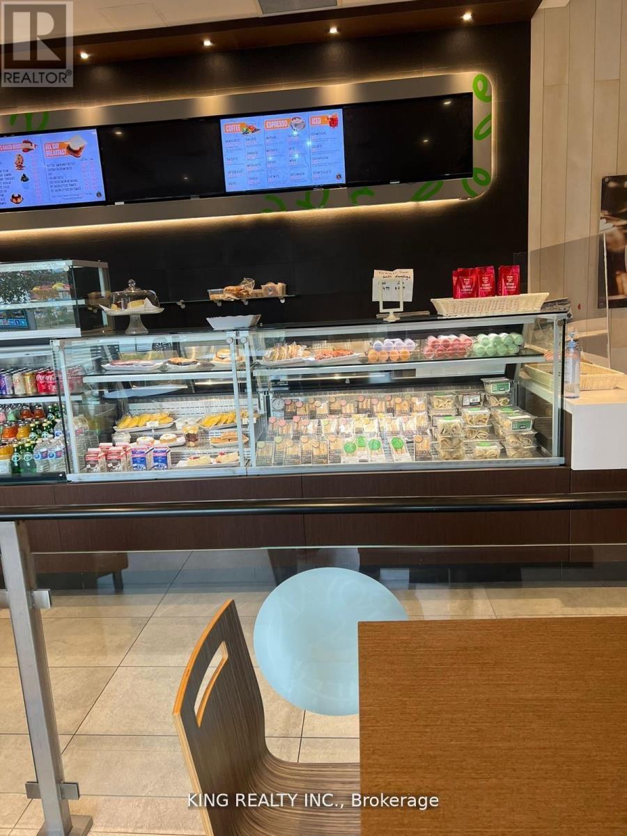 107 - 3075 HOSPITAL GATE