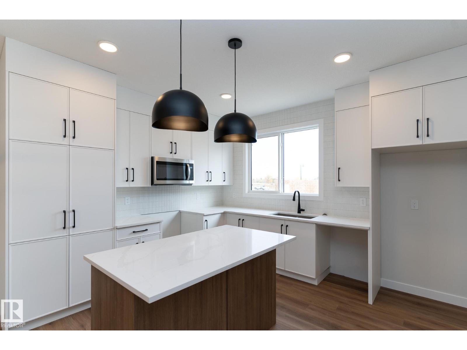 3319 ROY BROWN WY NW