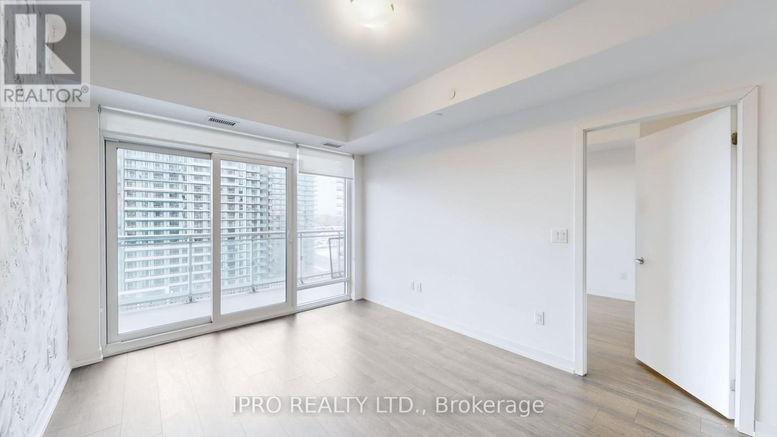1119 - 2520 EGLINTON AVENUE W
