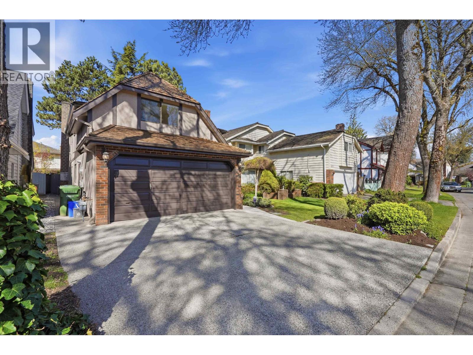 6215 GARNET DRIVE