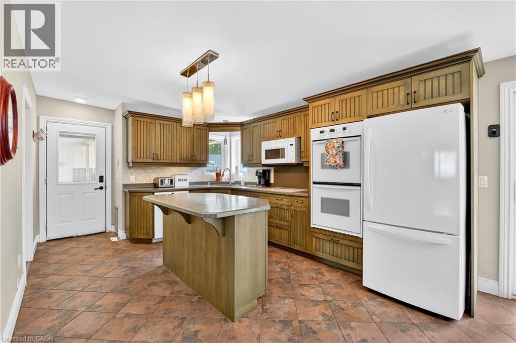 1671 THIRD STREET LOUTH