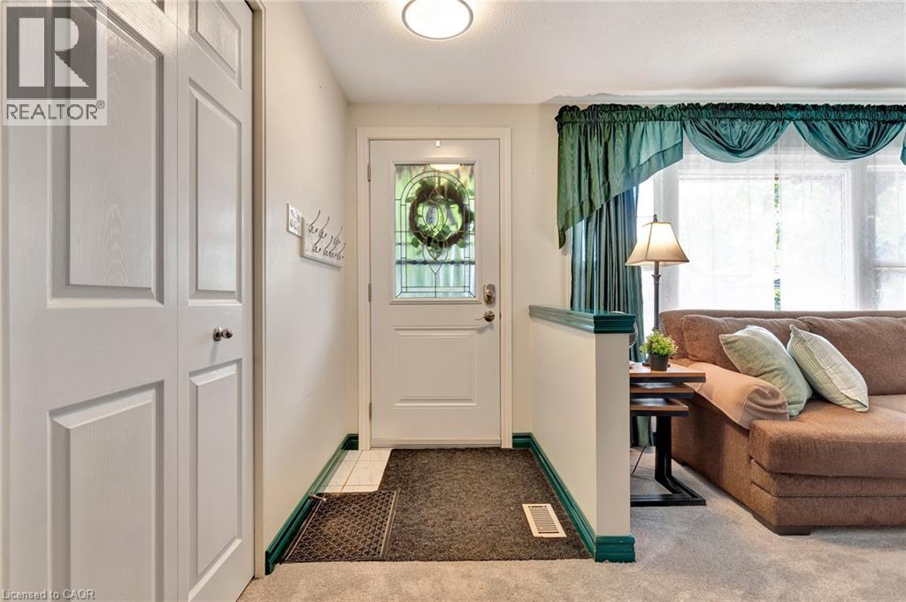 98 BELWOOD Crescent