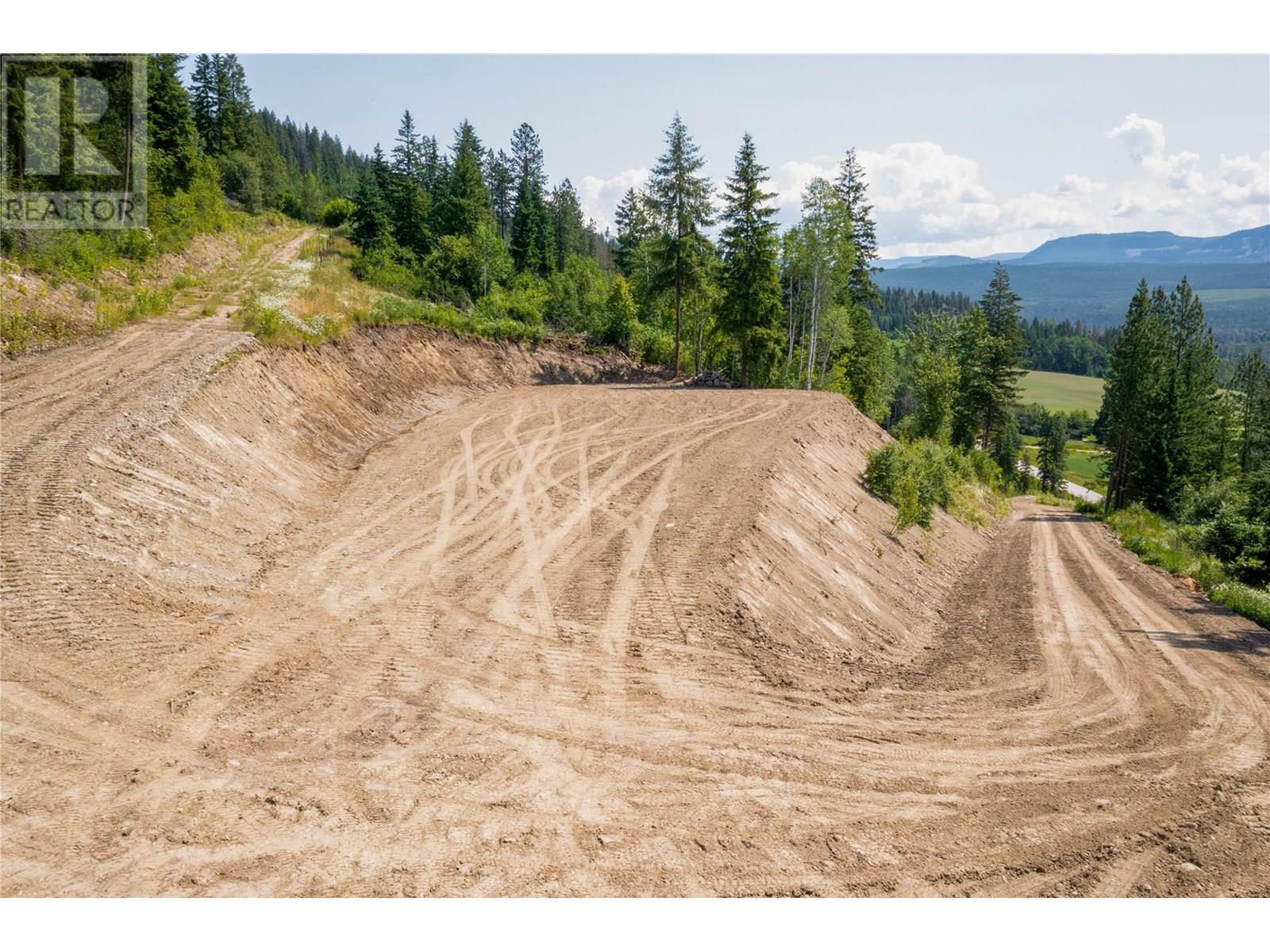 1471 Enderby Mabel Lake Road