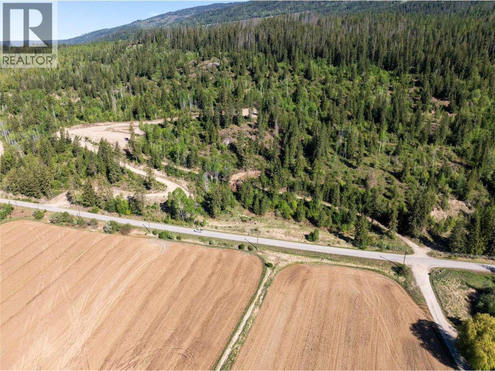 1471 Enderby Mabel Lake Road
