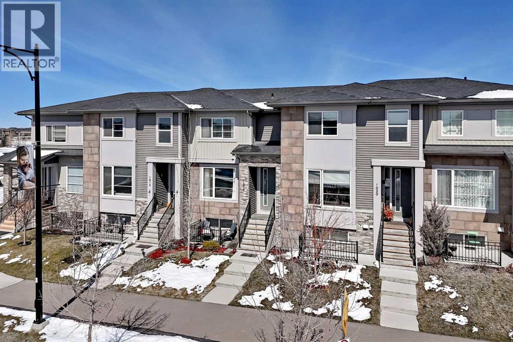 1016 Lanark Boulevard SE