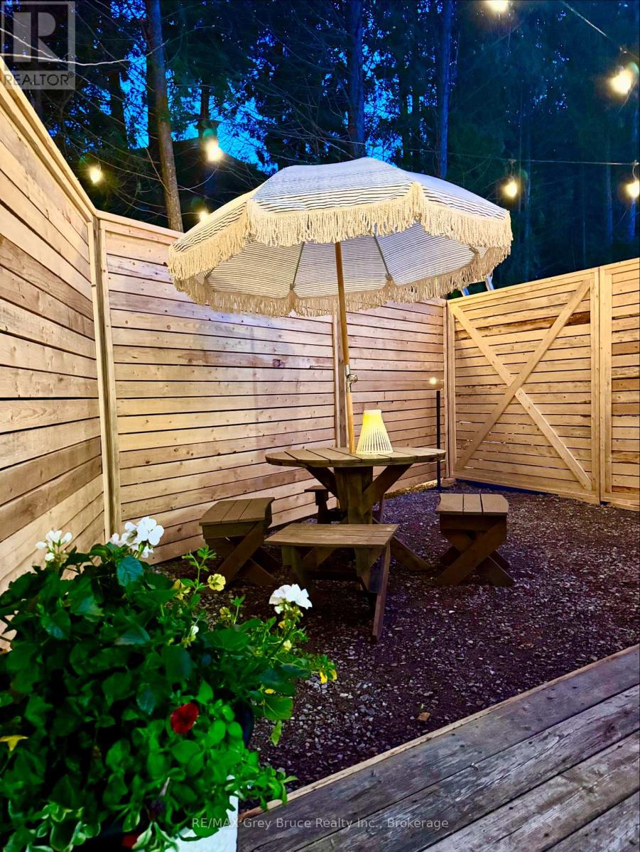 32 SANDY PINES TRAIL