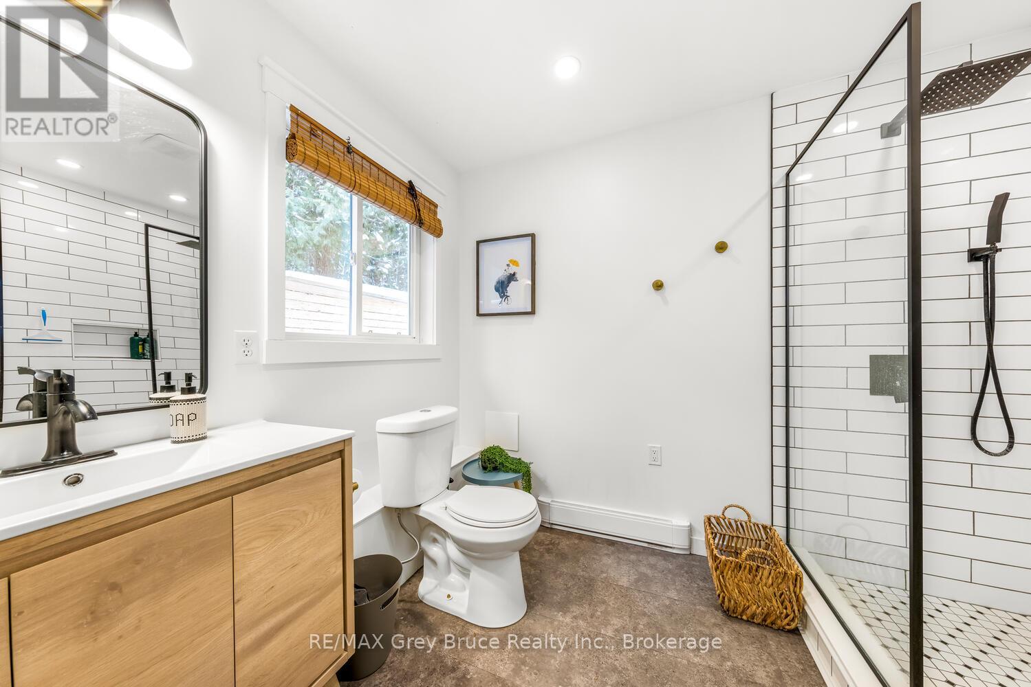 32 SANDY PINES TRAIL