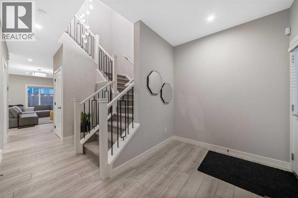 132 Carringsby Avenue NW