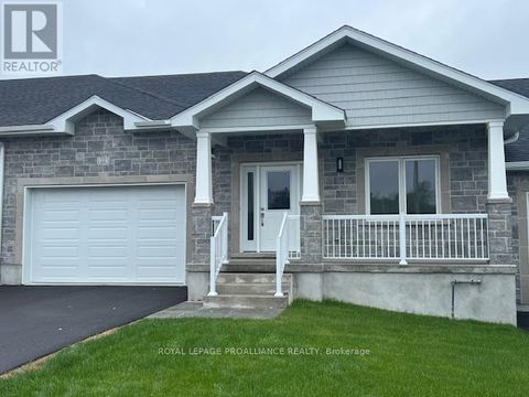 22 DOUGLAS MARSHALL CRESCENT Brockville ON K6V0E7