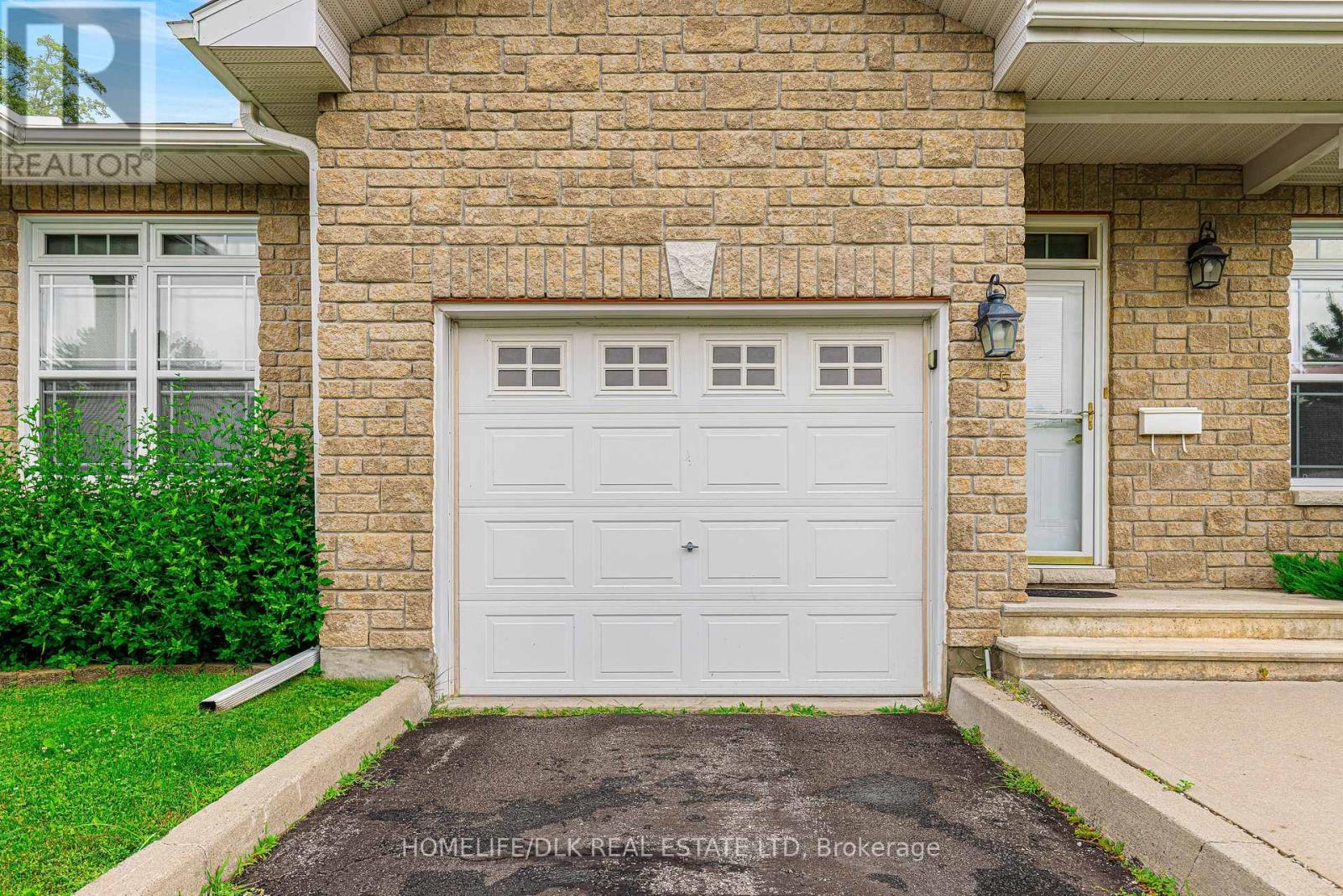 5 SUSANNA LANE