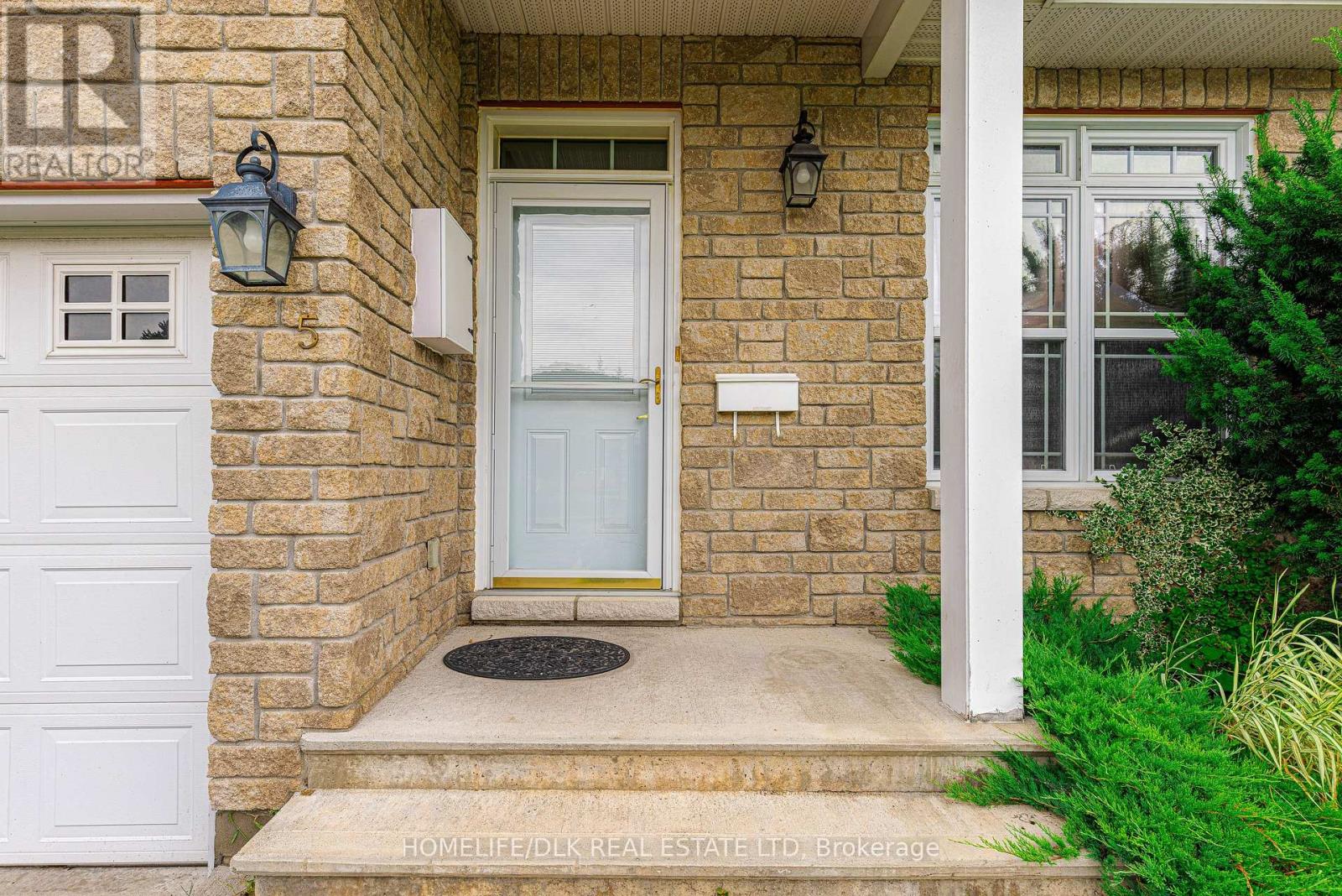 5 SUSANNA LANE