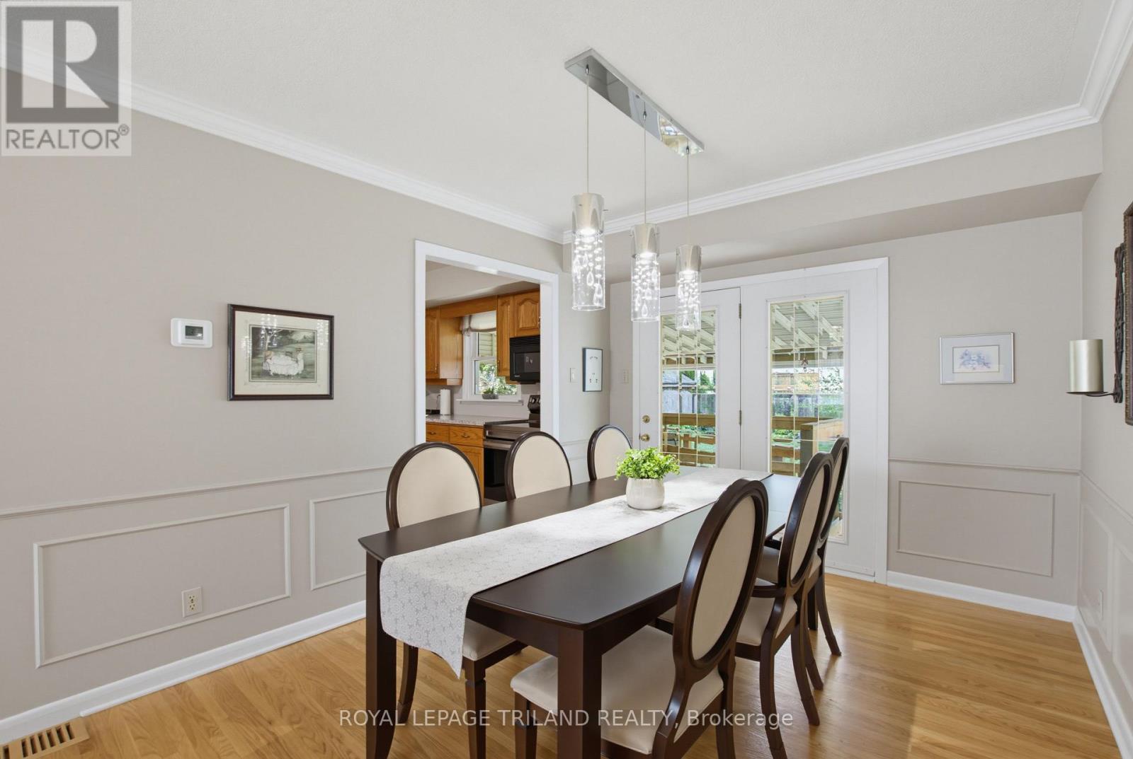 1463 GLENORA DRIVE