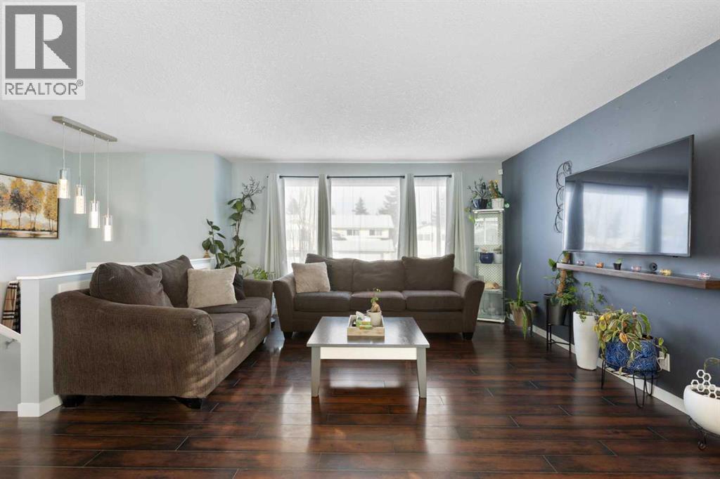 172 Rundlefield Crescent NE