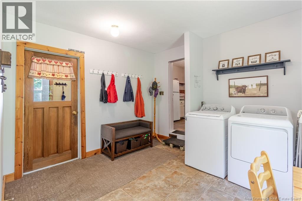 51 Main Street - Photo 4