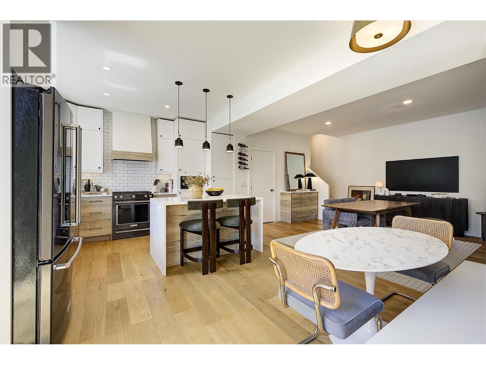 877 Morrison Avenue Unit# 3