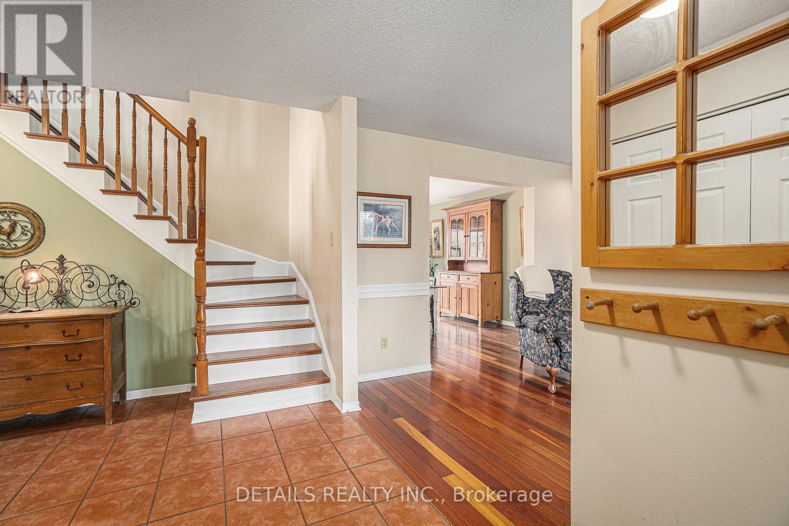 221 MACDOUGALL STREET