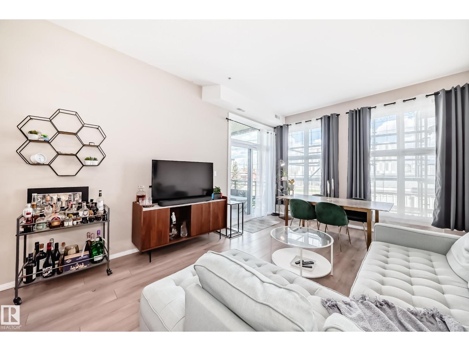 #216 10531 117 ST NW