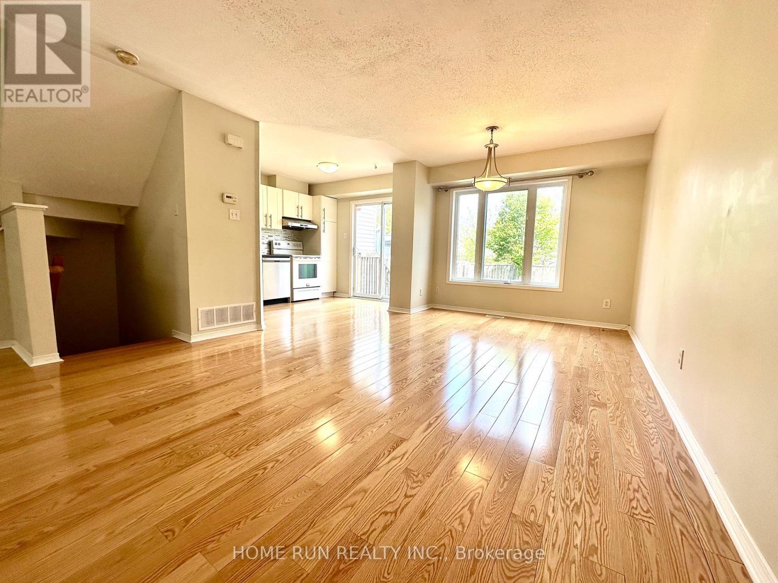 135 KINROSS PRIVATE