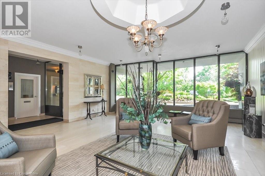 23 WOODLAWN Road E Unit# 308