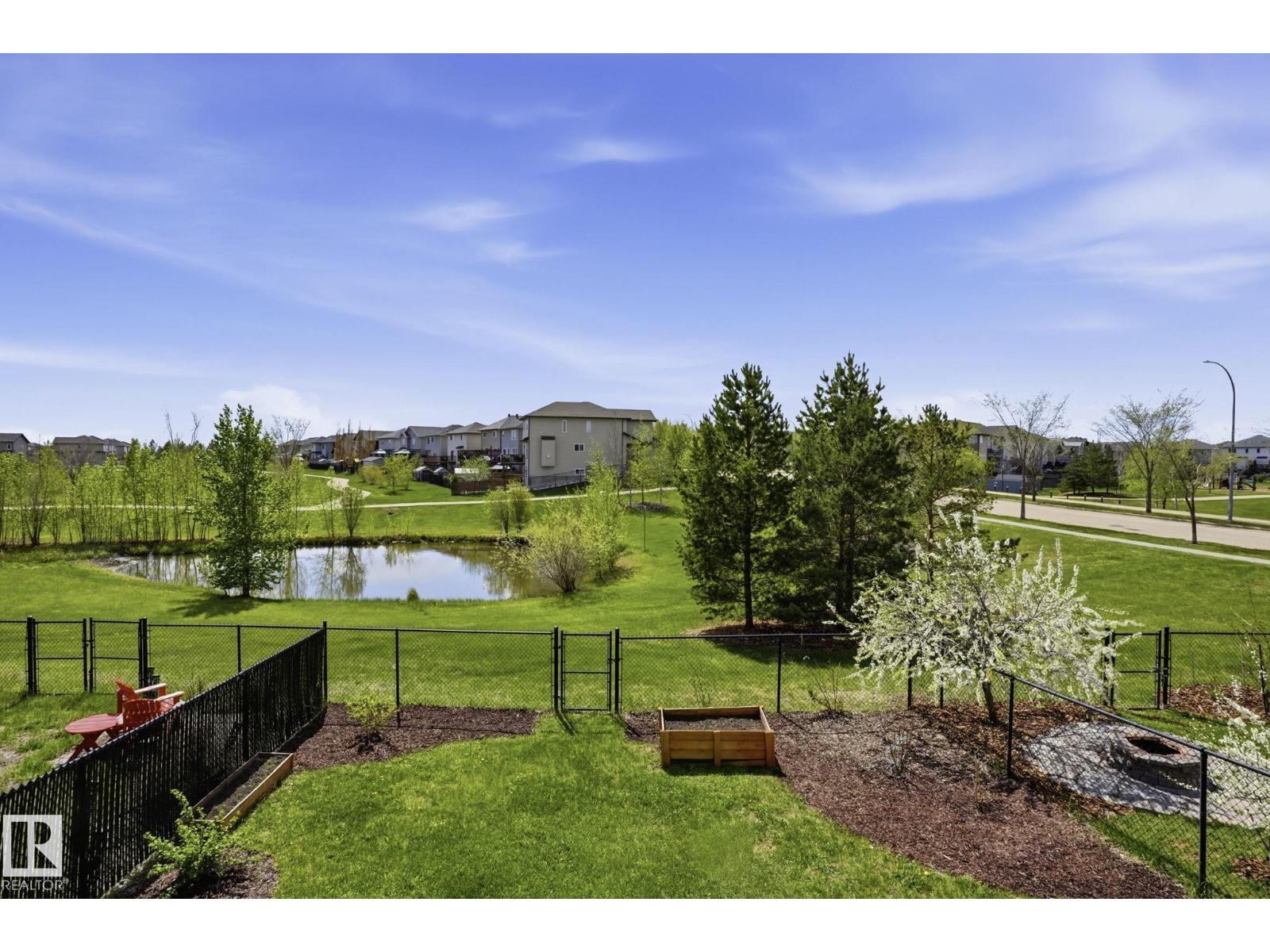 10 Rockwell Close