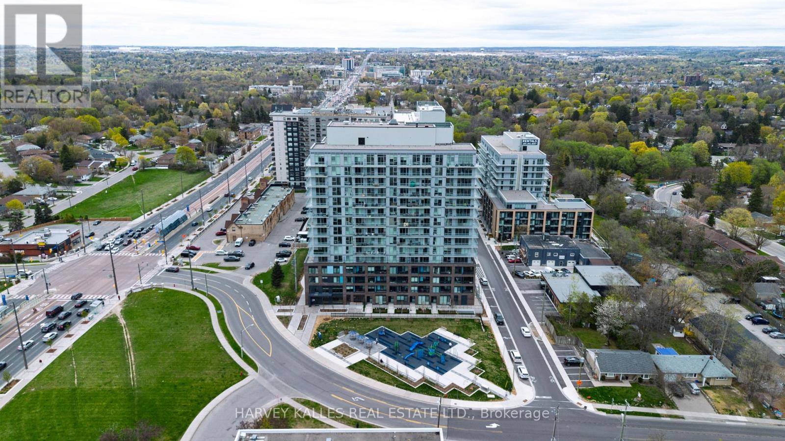 305 - 185 DEERFIELD ROAD