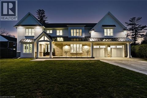 940 GORTON Avenue Burlington ON L7T1S5