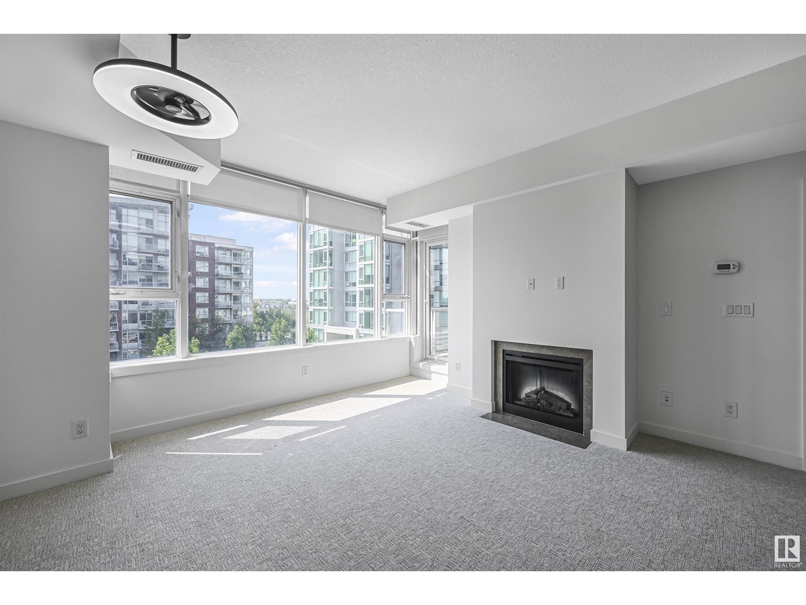 #414 2612 109 ST NW