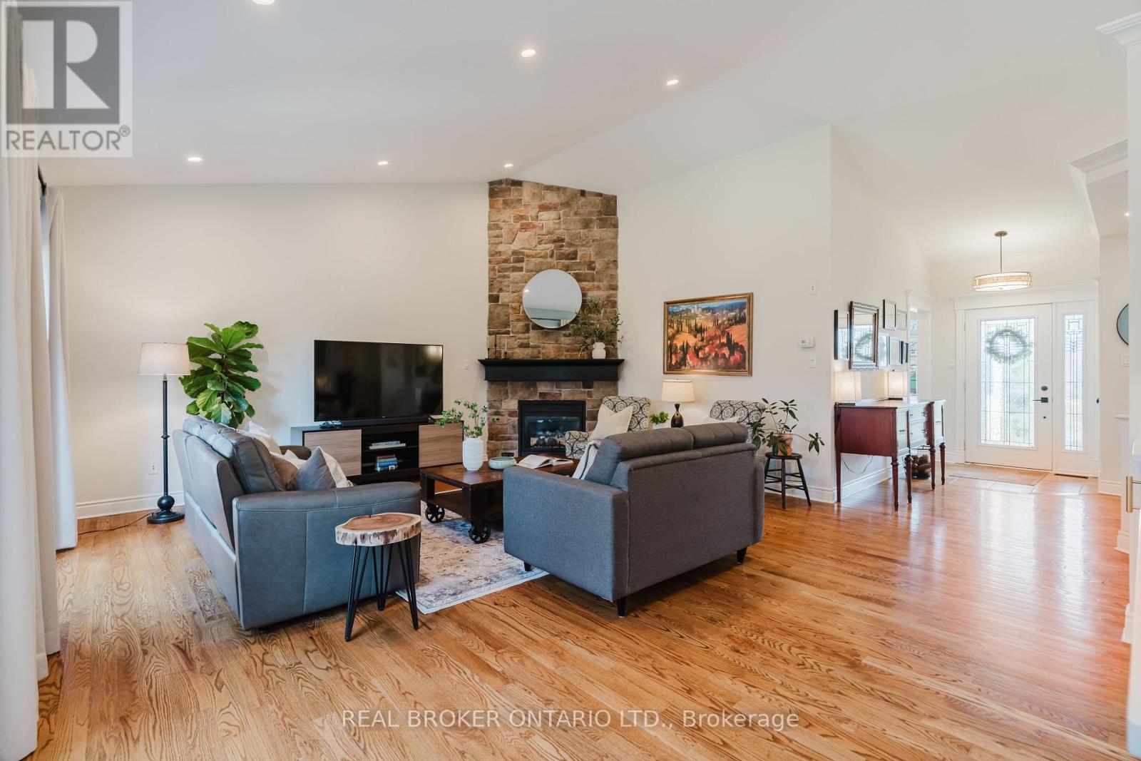 6767 STANMORE STREET