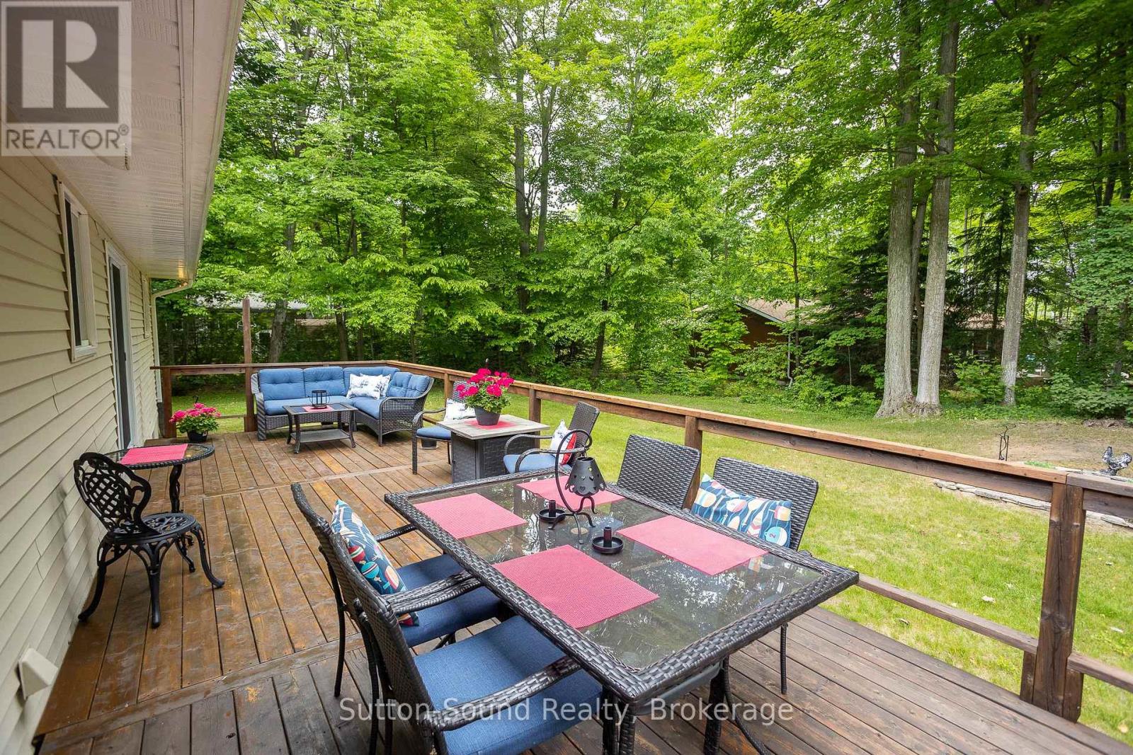 7 SANDY PINES TRAIL