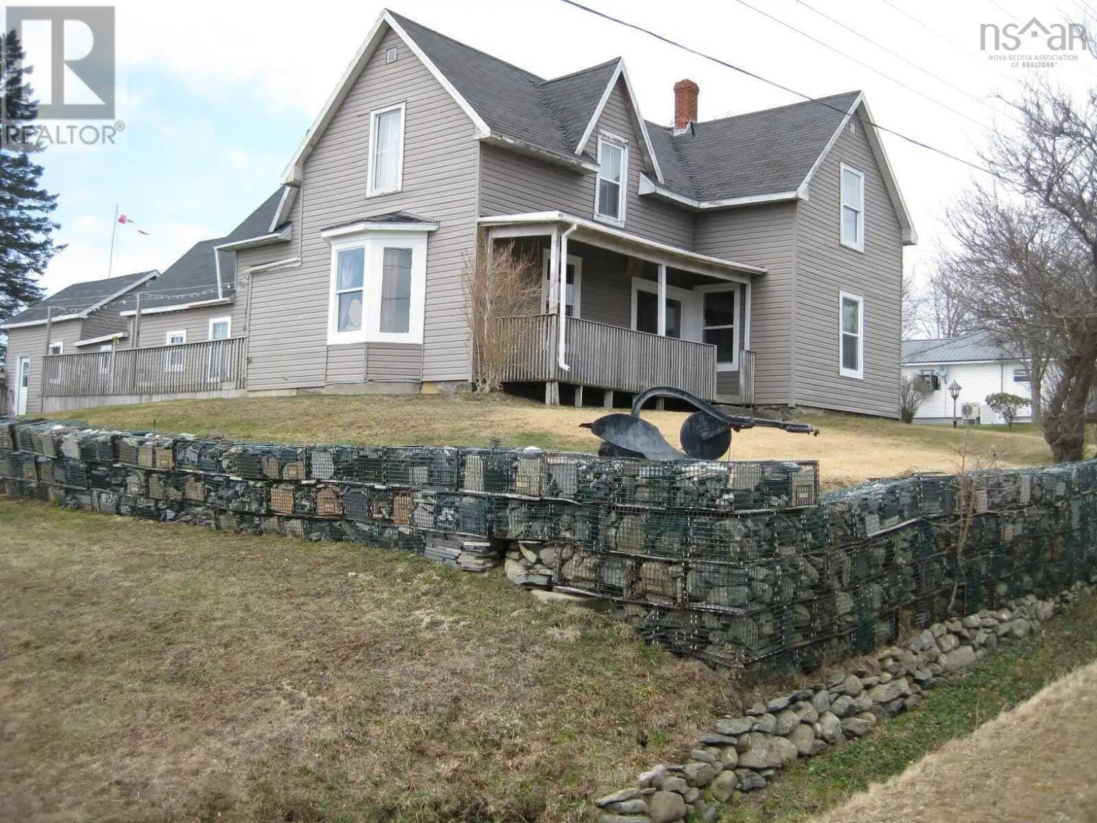 Photo 1 of 20 — 5 Strickland Road, Wellington, NS B5A5A6
