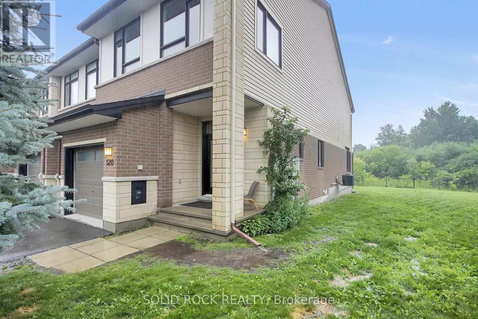 520 GRAND TULLY WAY