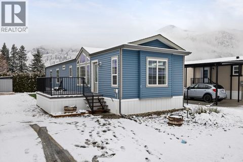 1118 Middle Bench Road Unit# 6 Keremeos BC V0X1N2