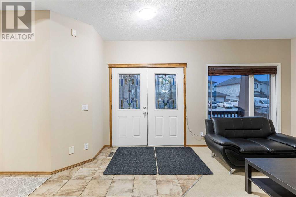 213 Hawkmere Close