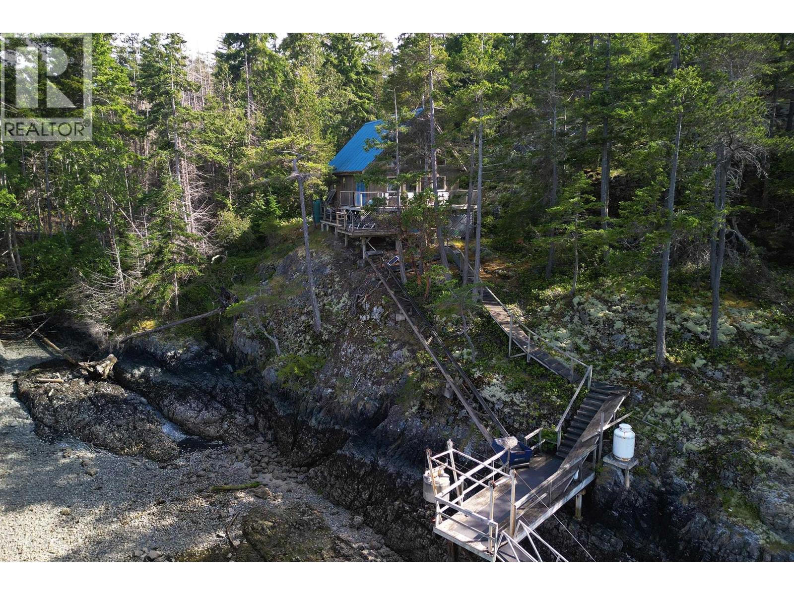 LOT 1 SOUTH THORMANBY ISLAND
