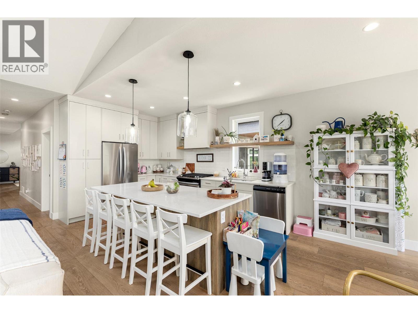 10293 Long Road