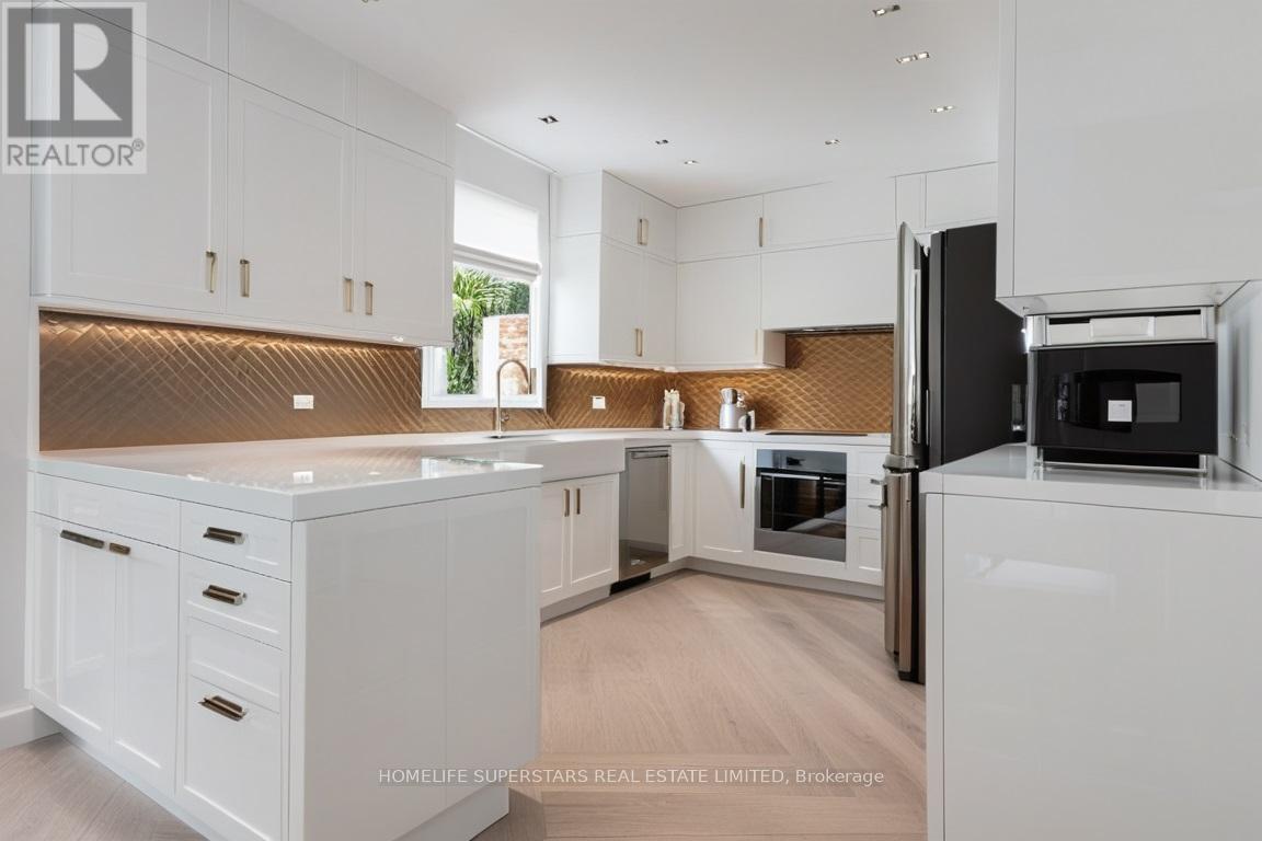 1565 HASTINGS DRIVE