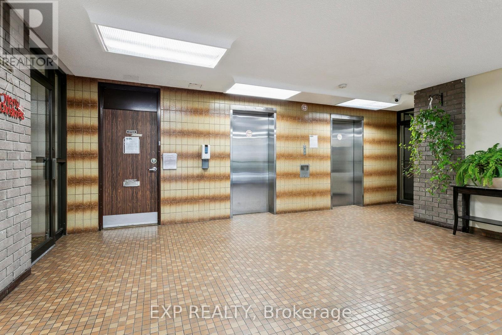506 - 3625 LAKESHORE BOULEVARD W