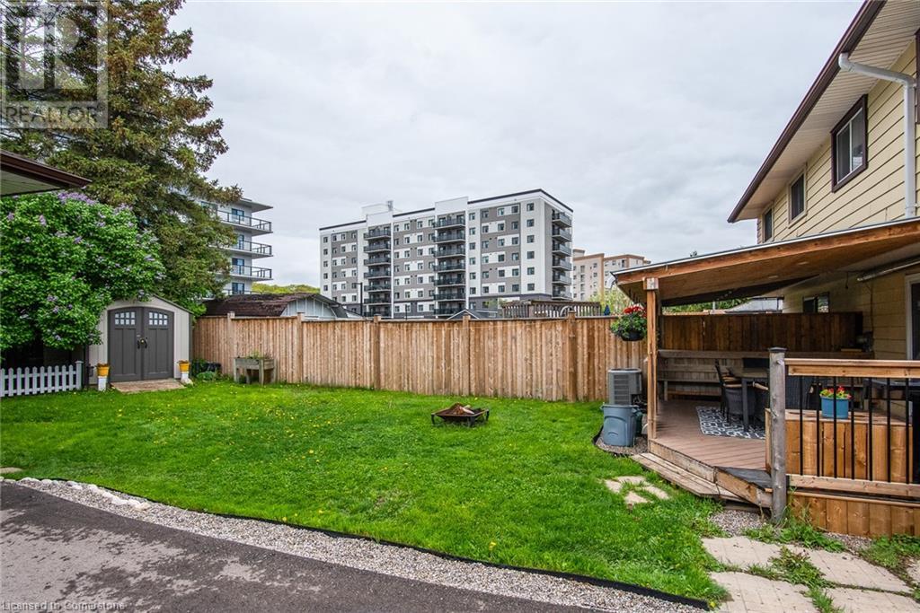 109 SELKIRK Drive