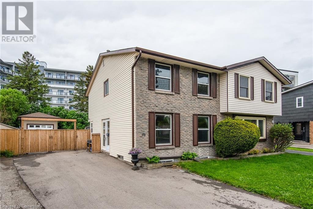 109 SELKIRK Drive