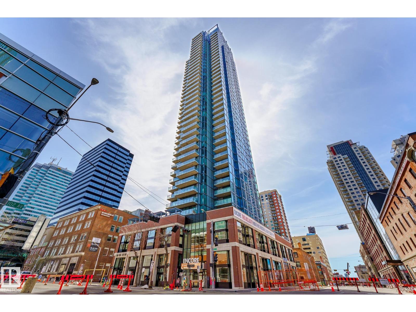 #1904 10180 103 ST NW