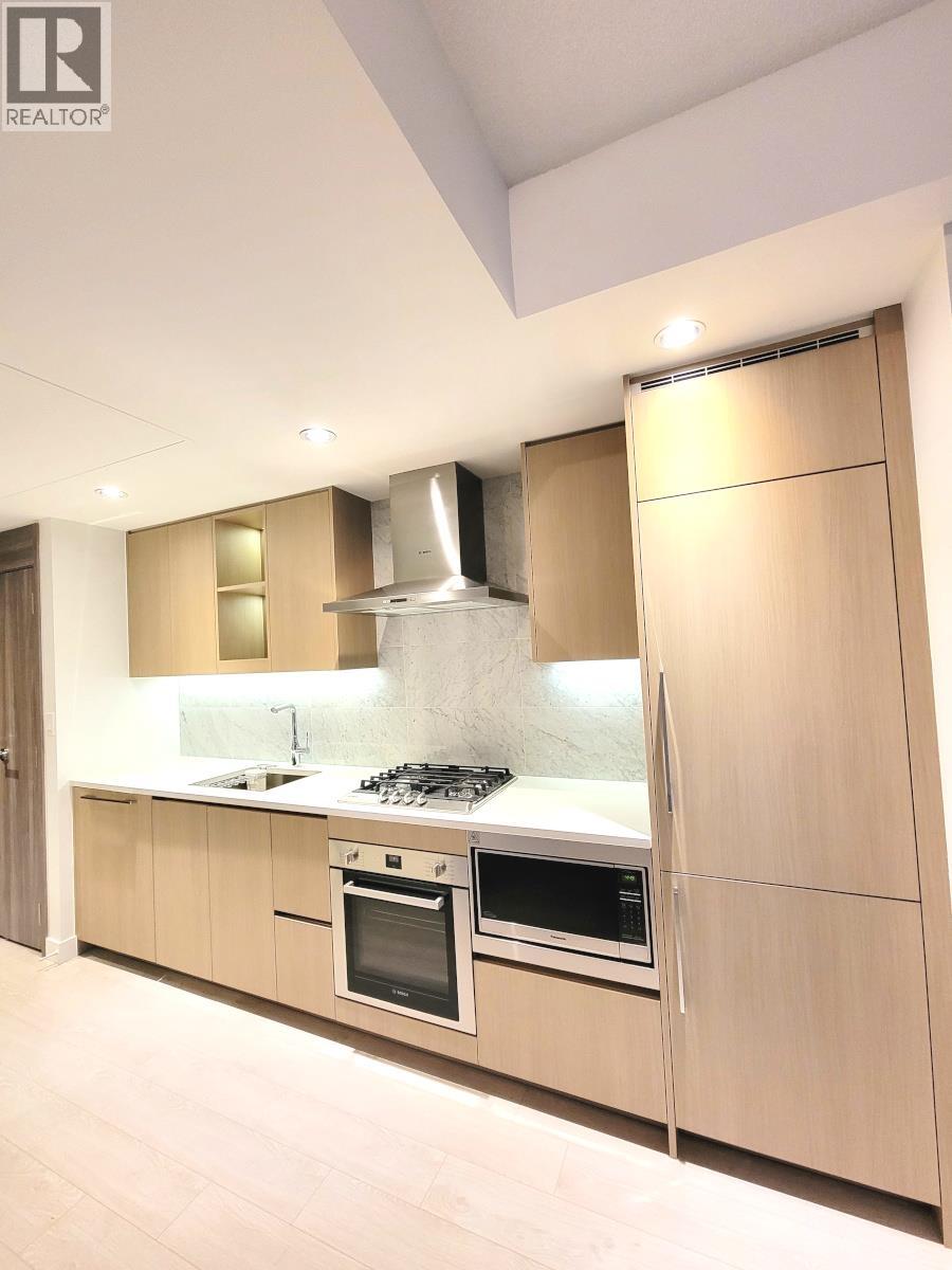 2609 4730 LOUGHEED HIGHWAY