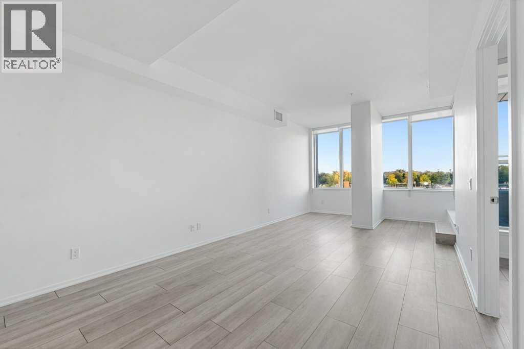 130, 615 6 Avenue SE