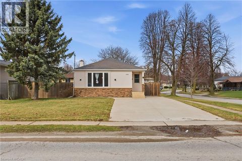 6581 RIALL Street Niagara Falls ON L2J1Z4