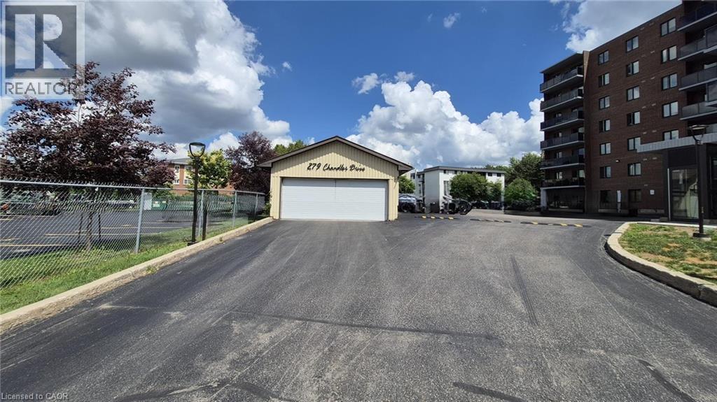 279 CHANDLER Drive Unit# 706