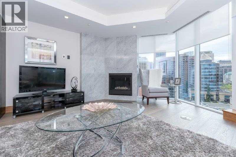 807, 738 1 Avenue SW