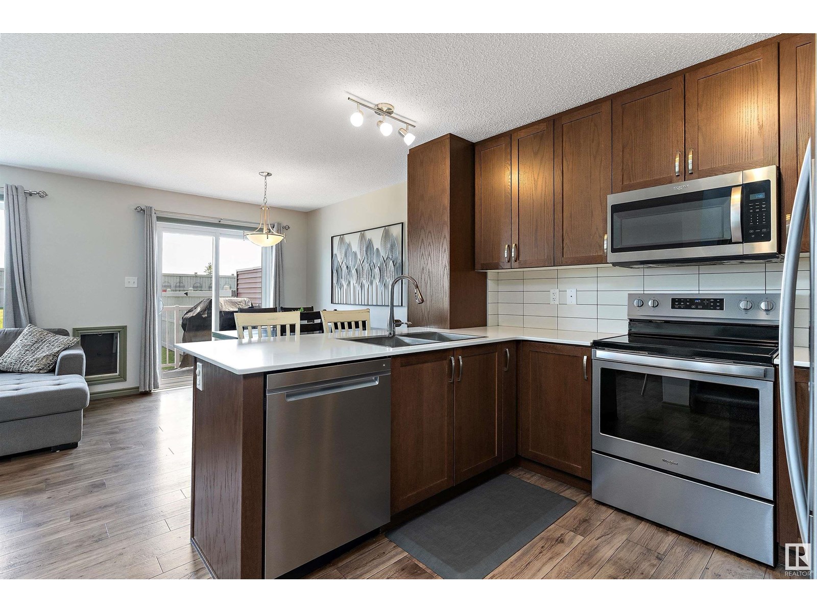 507 Ebbers WY NW