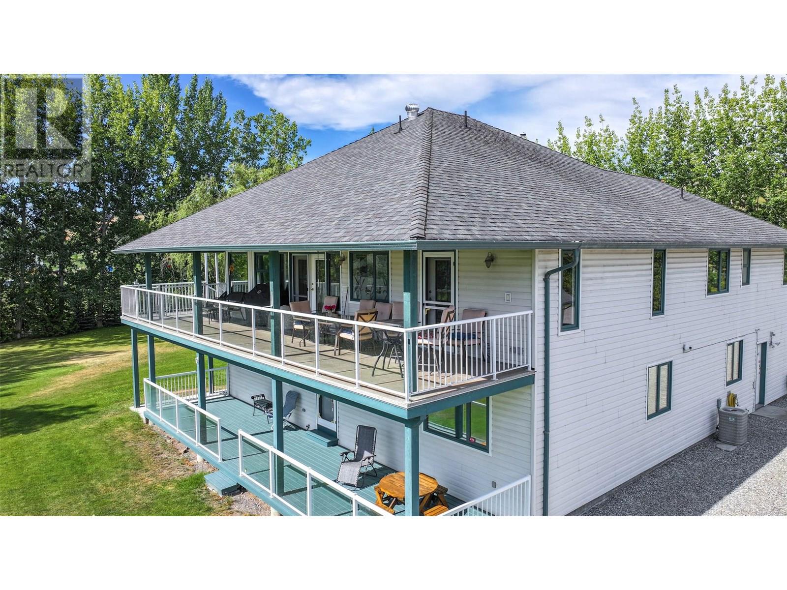 7821 Old Kamloops Road