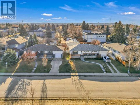 635 & 639 Poplar Road SW Calgary AB T3C2Z0
