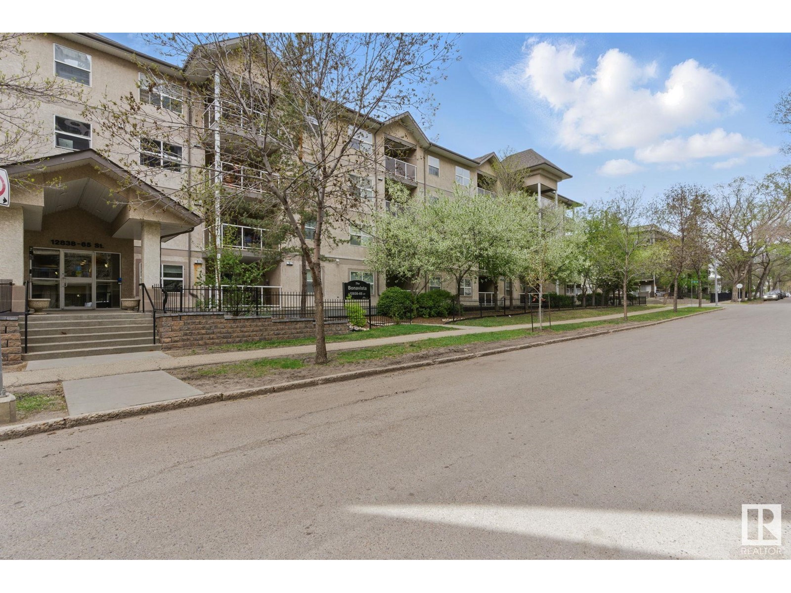 #406 12838 65 ST NW